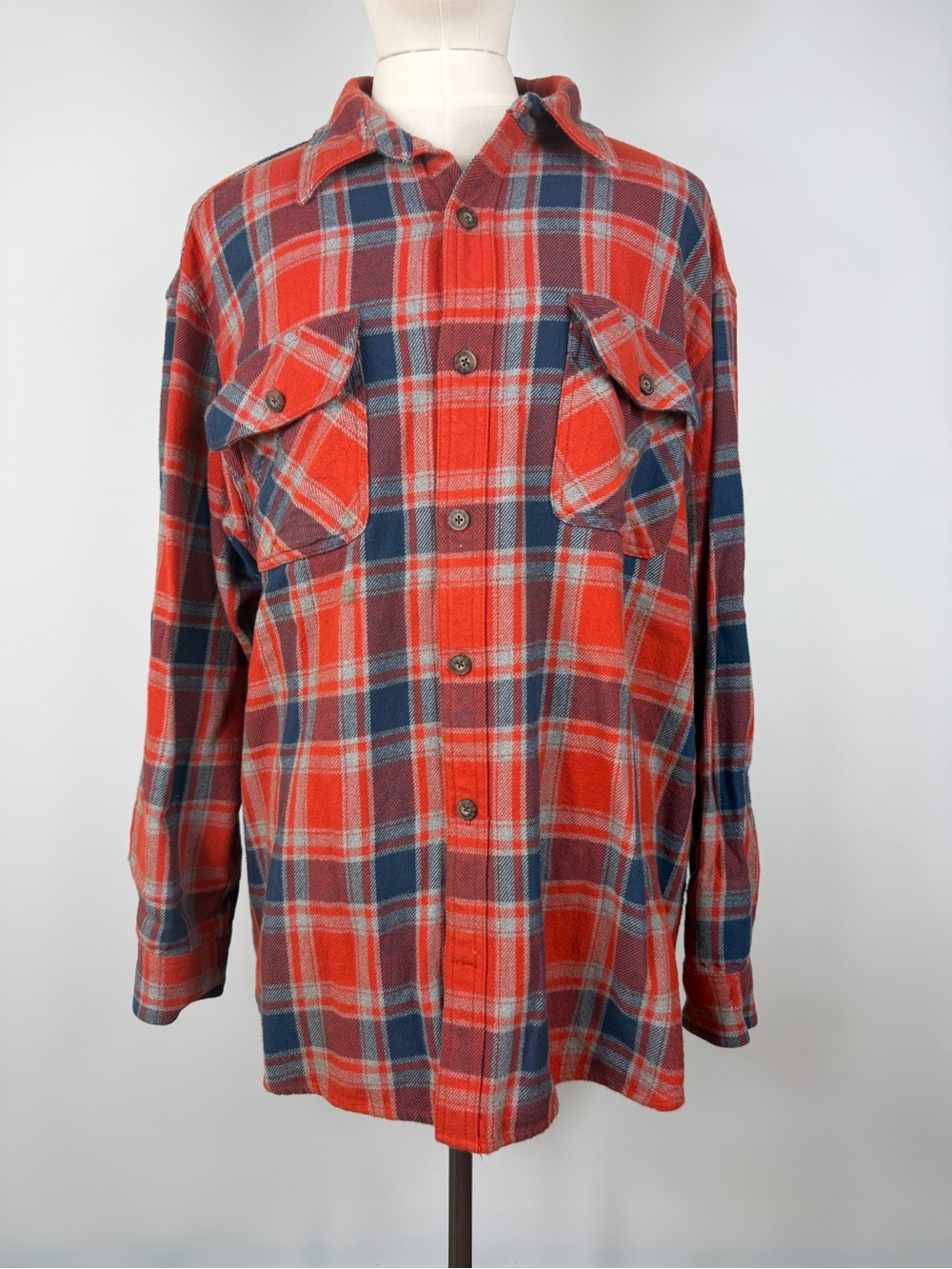 Duluth Trading Co red & navy blue Plaid Button-Down Flannel Shirt 100% cotton XL